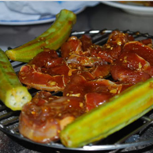 Bò Nướng Đậu Bắp