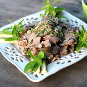 Bò Hấp Xả