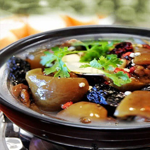 Đuôi Bò Hầm Thuốc Bắc